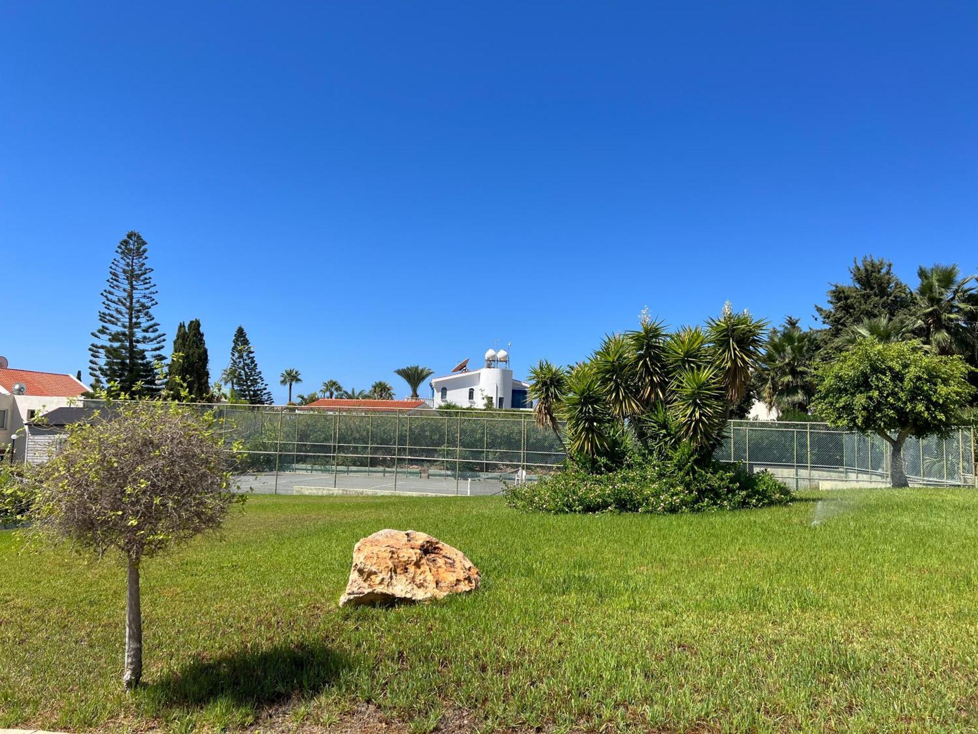 Ferienwohnung Modern Seaview Townhouse In Coral Bay (Adults Only) Peyia Exterior foto